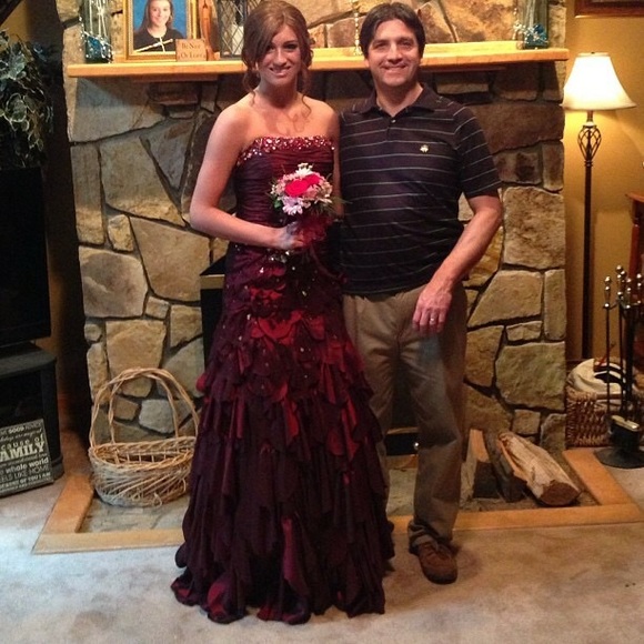 PROM DRESS! - Picture 5 of 5